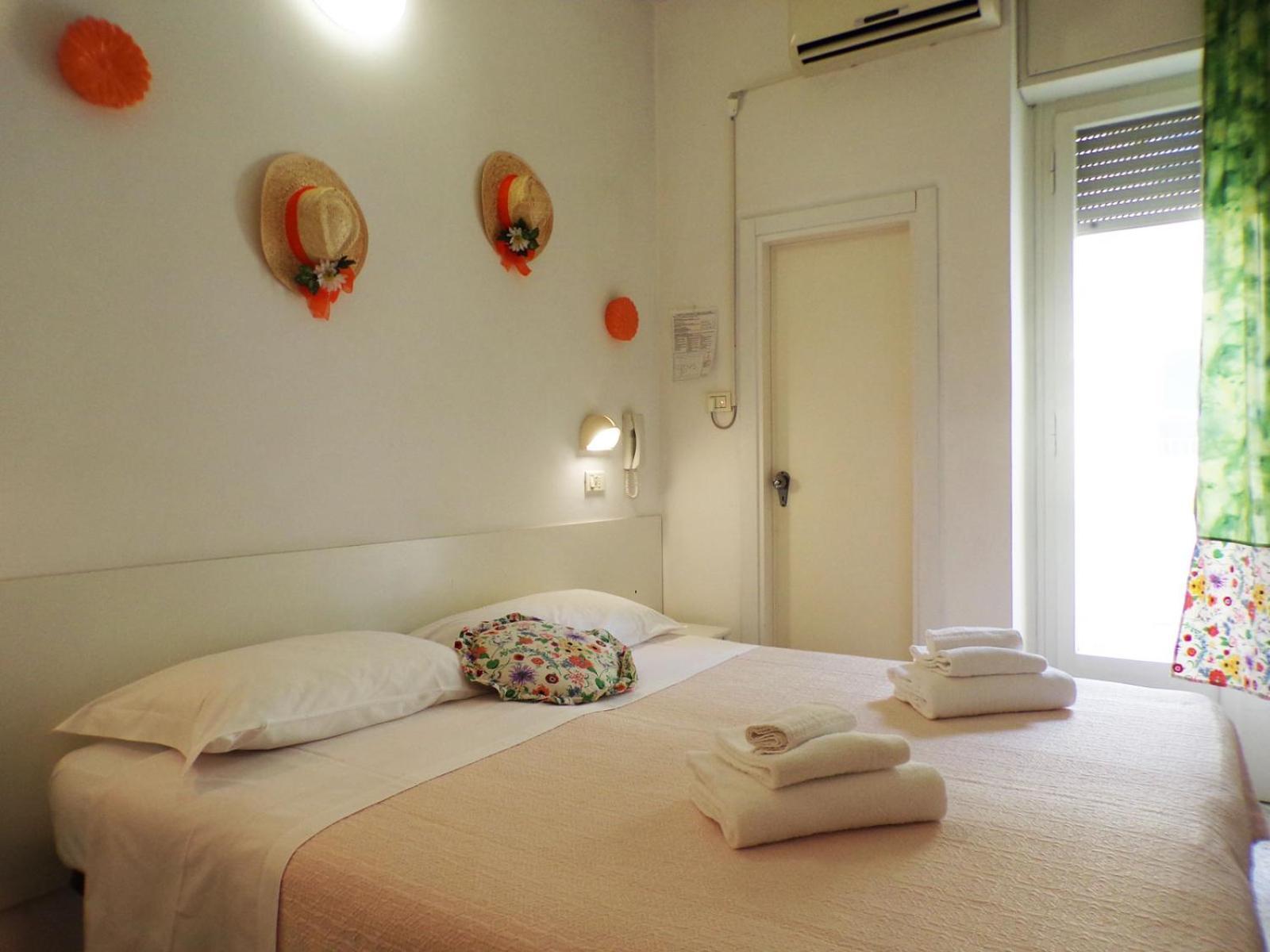 Hotel Graziella Mare ริมินี ภายนอก รูปภาพ